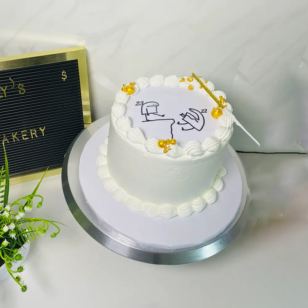 Aly's Bakery cover image