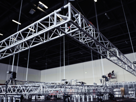 Metal truss structures for event rigging